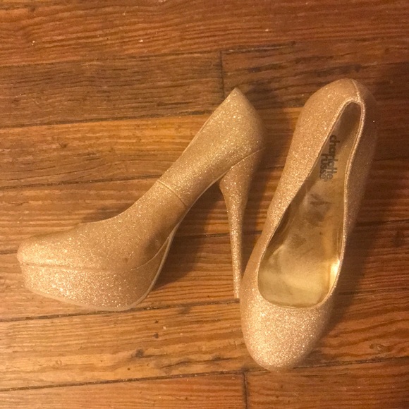 High heels - Picture 2 of 4